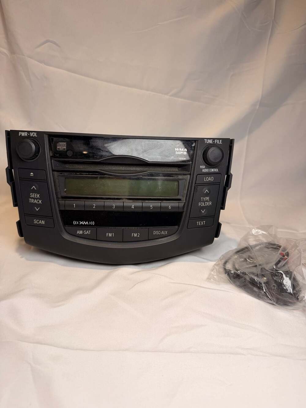 Working Toyota Rav4 OEM Radio CD Player 86120-0R080